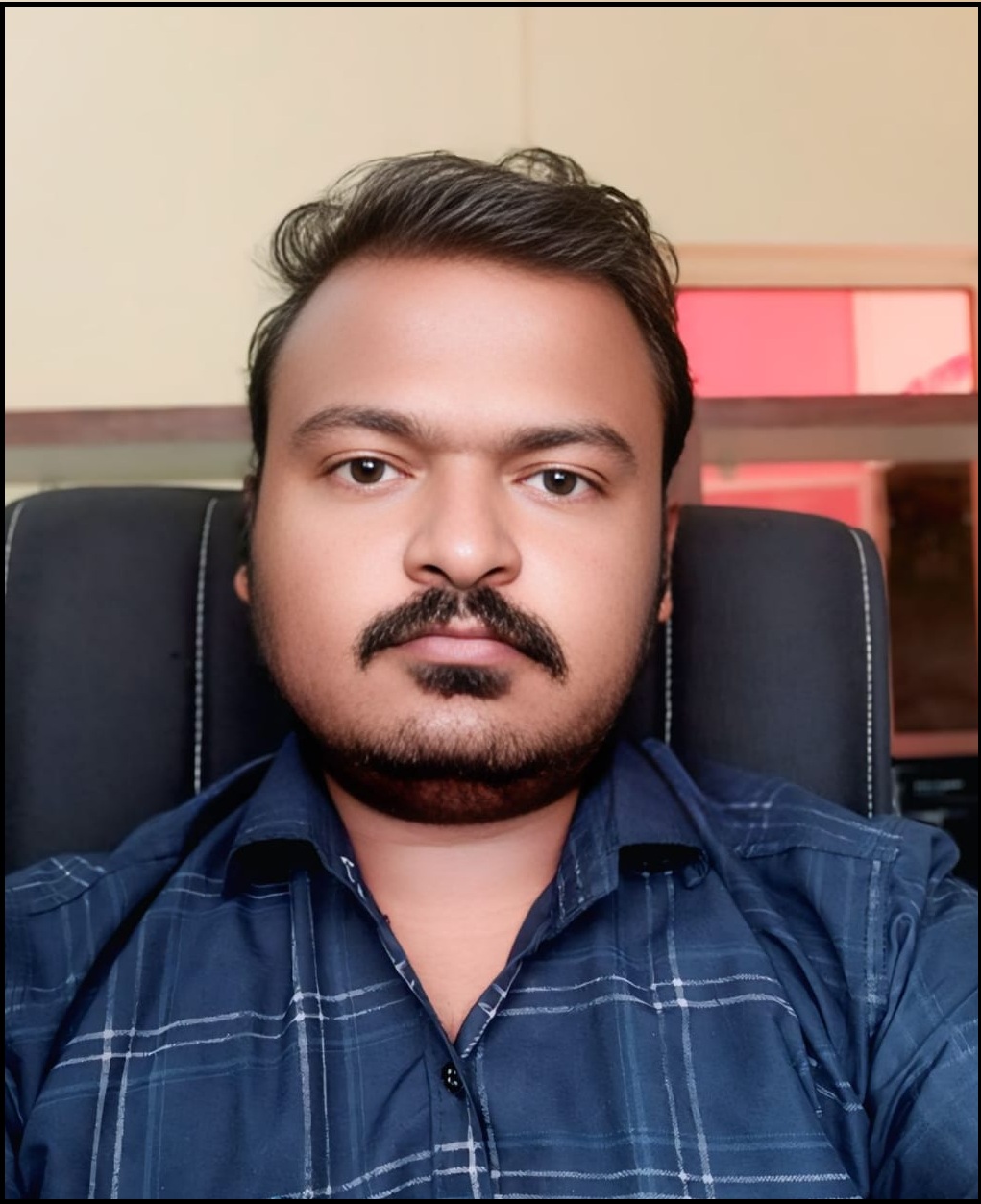 श्री. देविदास दत्तू आहेर